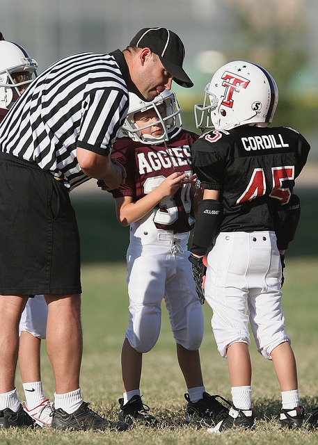 库里52+12三分+5断创5神迹！勇士击溃灰熊暴露攻防真问题.